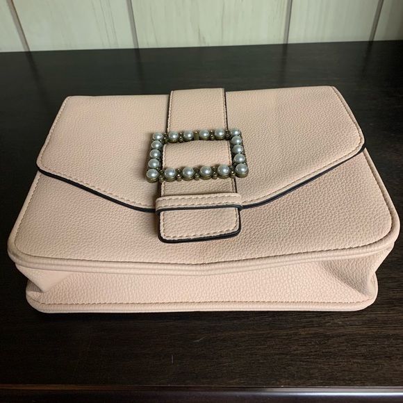 New Neiman Marcus Blush Lucy  Belted Crossbody Bag - Picture 5 of 5